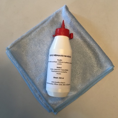Čistící přípravek na koule - 250 ml + Utěrka z mikrovláken. Čistící přípravek na koule - 250 ml + Utěrka z mikrovláken.